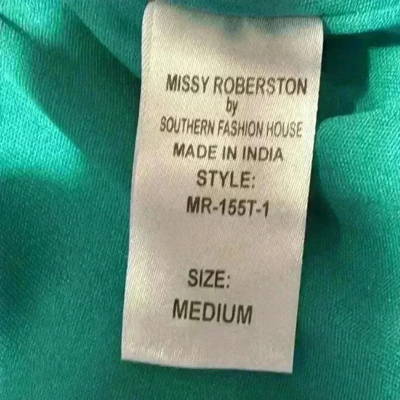 Missy Robertson by Southern Fashion House Cold Shoulder Embroidered Medium - Picture 8 of 9